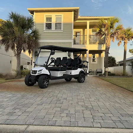 Spacious 4Br Beach Home With Golf Cart & Pool Access